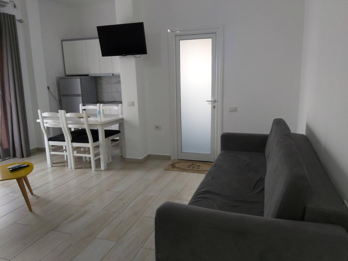 Summer Time Hotel Ksamil Bagian luar foto