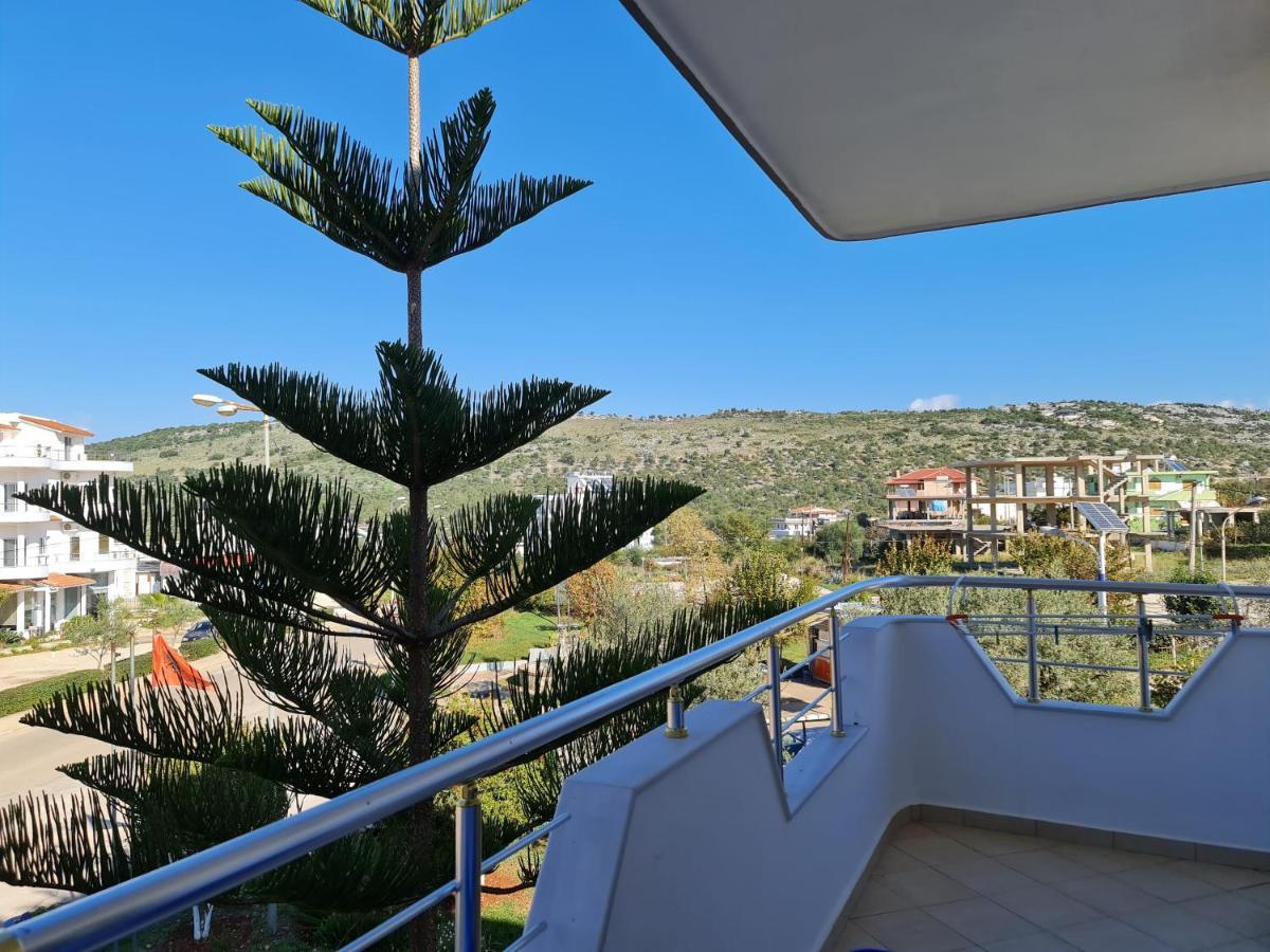 Summer Time Hotel Ksamil Bagian luar foto