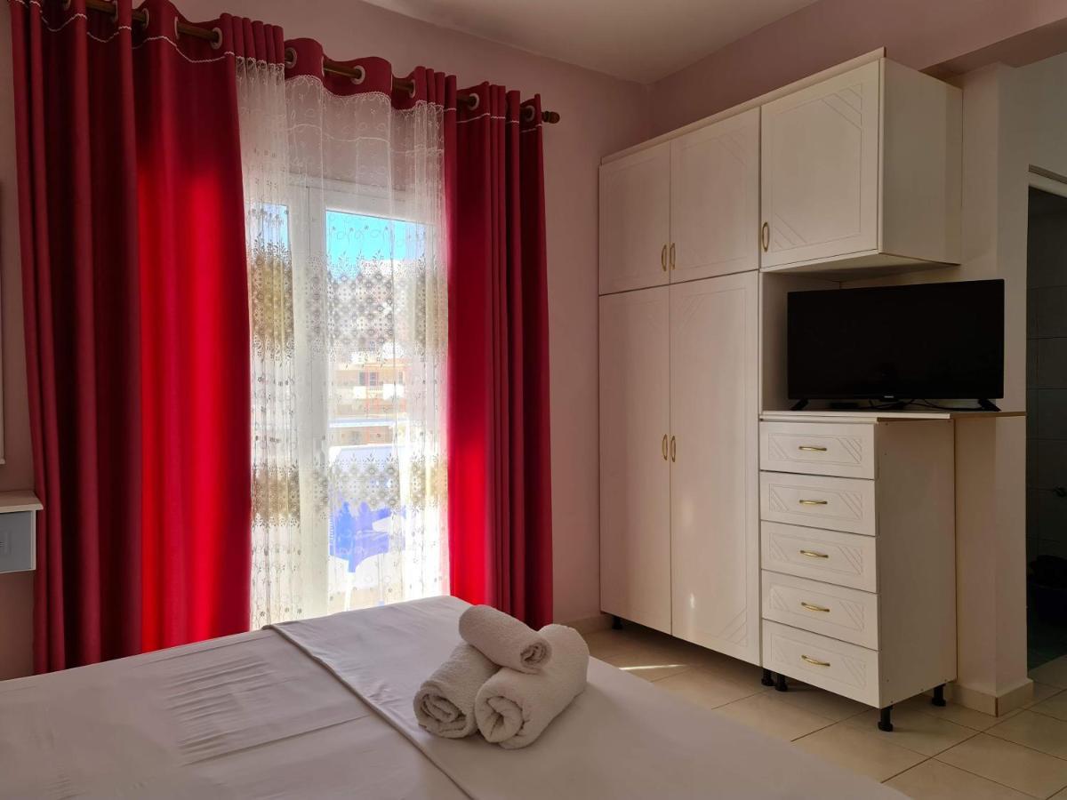 Summer Time Hotel Ksamil Bagian luar foto