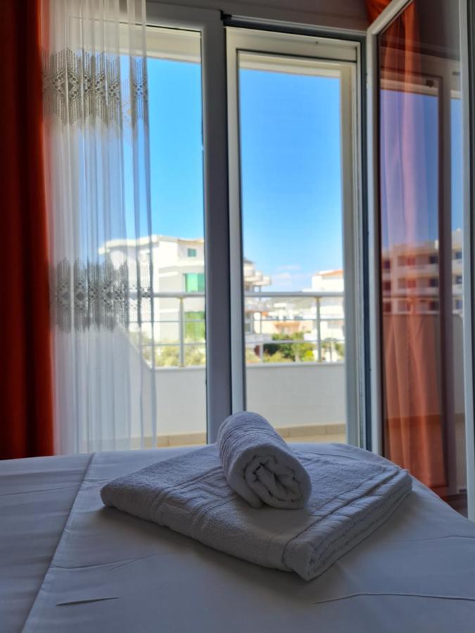 Summer Time Hotel Ksamil Bagian luar foto