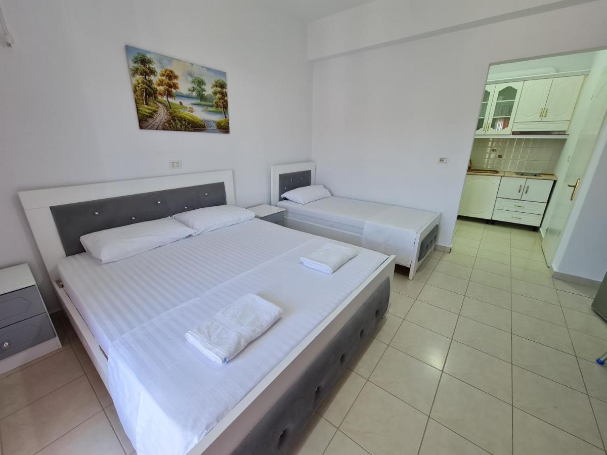 Summer Time Hotel Ksamil Bagian luar foto